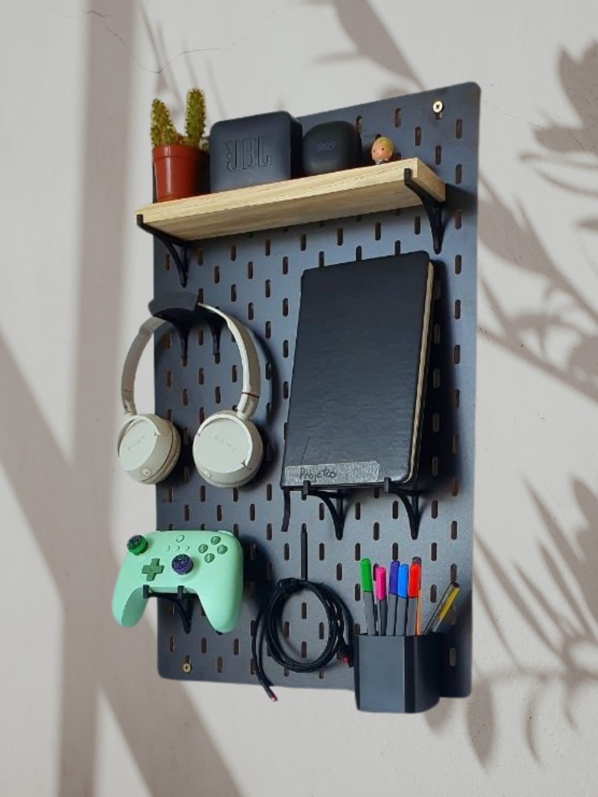 Workstation Pro – 14×22 PegBoard